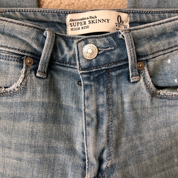 Abercrombie jeans - Picture 4 of 6